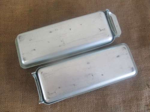 Set Of Two Excellent Vintage Aluminum Frigidaire Quickube Ice Cube Trays