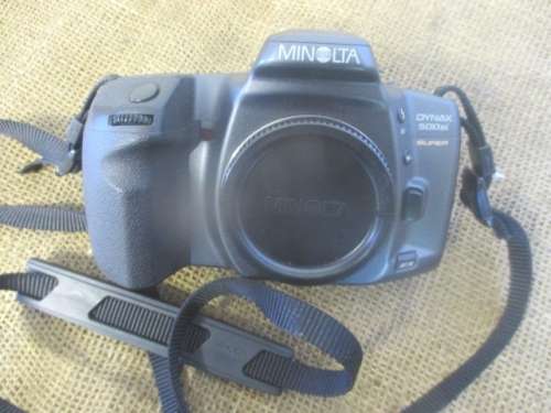 Very Nice Vintage Minolta Dynax 500si Super SLR 35mm Camera Body         1994
