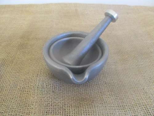Beautiful Cast Iron Mortar And Pestle Set