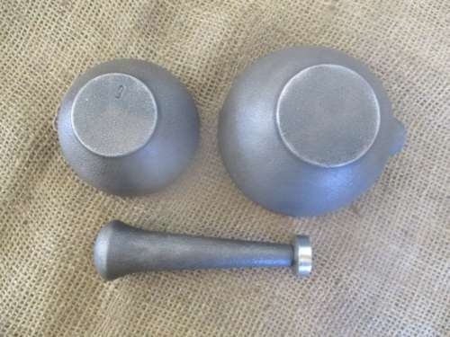 Beautiful Cast Iron Mortar And Pestle Set