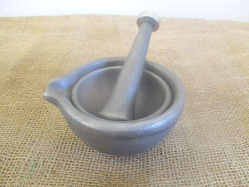 Beautiful Cast Iron Mortar And Pestle Set