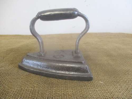 Relisted -  Real Very Nice Antique Cast Iron Sad Iron       1800's