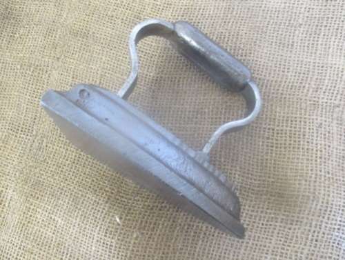 Relisted -  Real Very Nice Antique Cast Iron Sad Iron       1800's