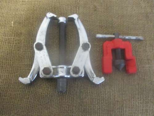 Useful Two Arm G - 4 Gear Puller And 65mm Gear Puller     Taiwan