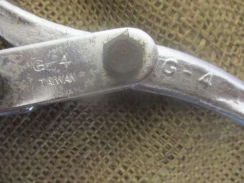 Useful Two Arm G - 4 Gear Puller And 65mm Gear Puller     Taiwan