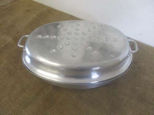 Very Beautiful Large Vintage Old Fashioned Aluminum Hart Oval Roasting Pan