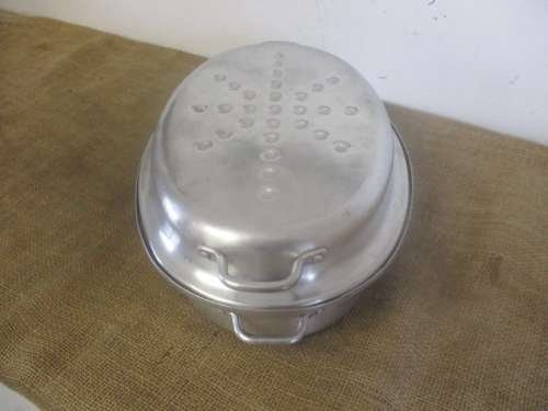 Very Beautiful Large Vintage Old Fashioned Aluminum Hart Oval Roasting Pan
