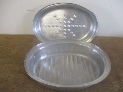 Very Beautiful Large Vintage Old Fashioned Aluminum Hart Oval Roasting Pan