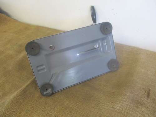Beautiful Vintage Pineware Stainless Bread Slicer