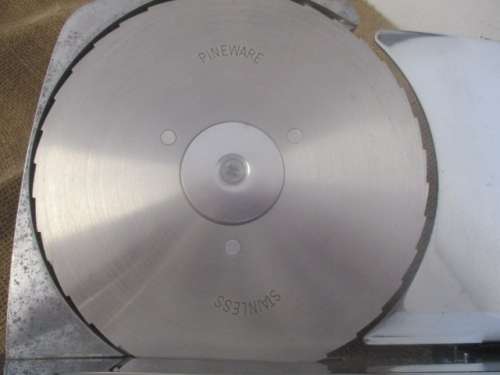 Beautiful Vintage Pineware Stainless Bread Slicer