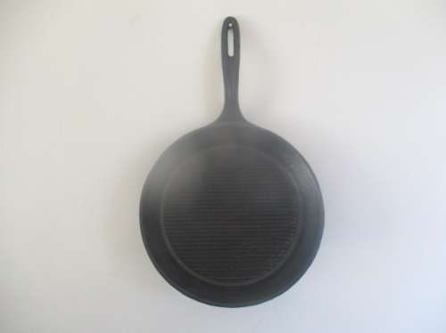 Very Beautiful 10 1/2" Cast Iron Skillet