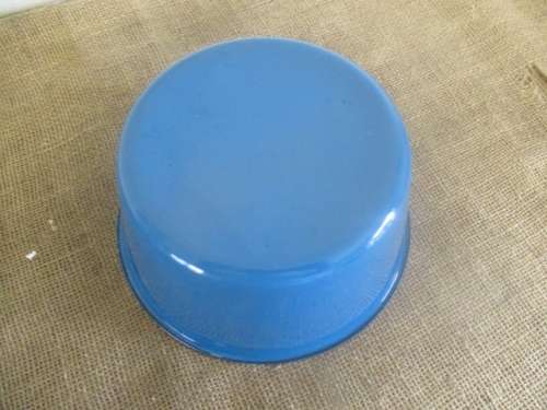 Bid For Bonjourparis Only - Beautiful Old Lidded Enamel Goldfish Brand Dish          Made In China