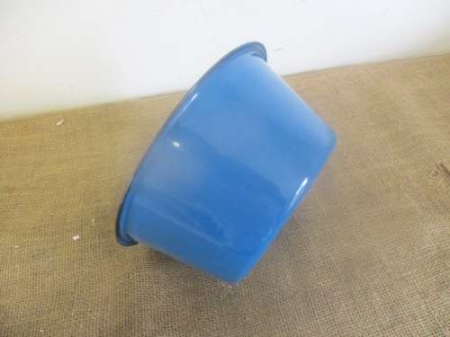Bid For Bonjourparis Only - Beautiful Old Lidded Enamel Goldfish Brand Dish          Made In China