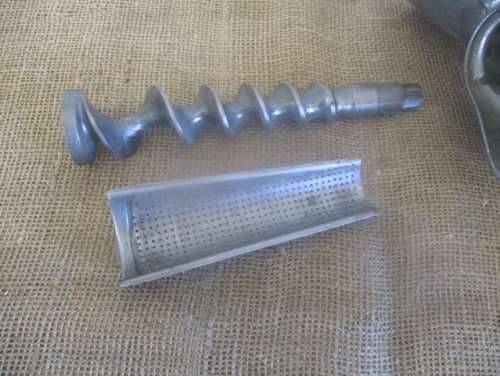 For Johan's Bid Only - Super Rare....An Outstanding Antique 376 Alexanderwerk Cast Iron Juicer