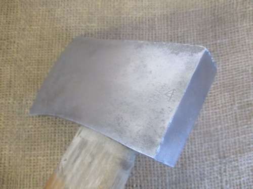Nice Very Old 2lb Small Solid Steel Wood Hand Axe                       Made In China