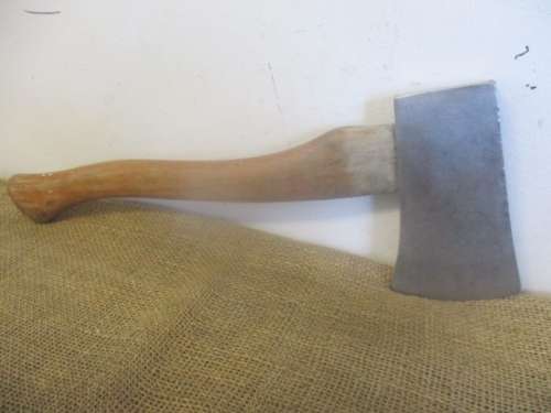 Nice Very Old 2lb Small Solid Steel Wood Hand Axe                       Made In China