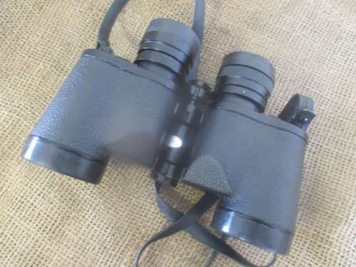 Unmatched Beautiful Pre-Loved Bushnell Insta-Focus Explorer II  XWA 7 X 35` Field 11.5' Binocular