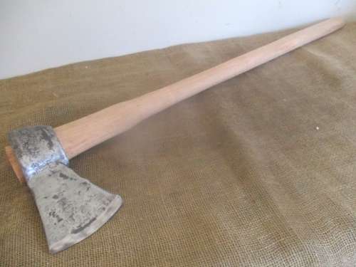 For Sarel's Bid Only - Solid Steel Vintage 4lb Wood Spliting Axe