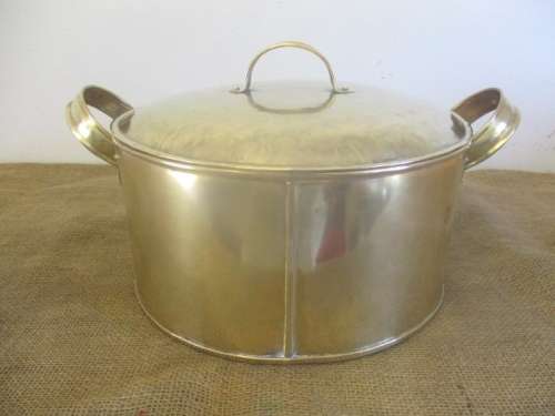 Very Rare And Highly Collectable Vintage TC Falck 1976 Robertson Lidded Brass Pot