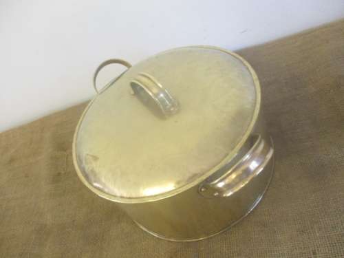 Very Rare And Highly Collectable Vintage TC Falck 1976 Robertson Lidded Brass Pot