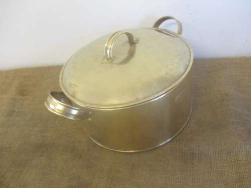 Very Rare And Highly Collectable Vintage TC Falck 1976 Robertson Lidded Brass Pot