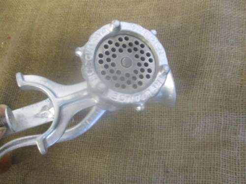 Excellent And Complete Vintage Cast Iron No 5 Husqvarna Reliance Meat Mincer      Made In Sweden