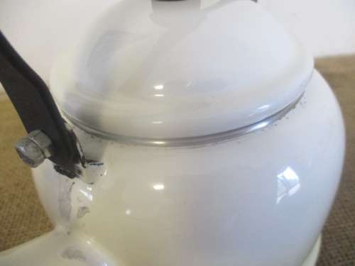 Very Nice Le Creuset Enamel Coating 1.25 US Quarts / 1.1 Litres Whistling Kettle