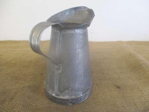 Vintage Metal ZAR 750ml Oil Beaker