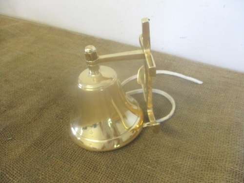 Bid For Koos Only - Give Your Guests A Warm Welcome...Beautiful Solid Brass Wall Hanging Ships