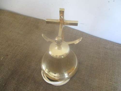 Bid For Koos Only - Give Your Guests A Warm Welcome...Beautiful Solid Brass Wall Hanging Ships