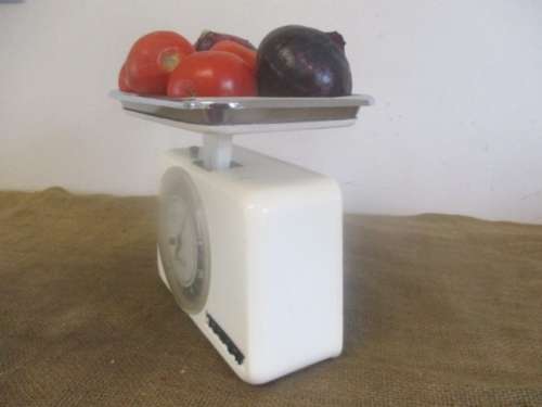 Beautiful Vintage Metal Tower 10Kg Kitchen Scale               Made In W.Germany