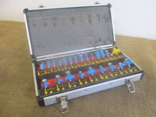 Lovely 23 Piece Woodworking Router Bit Set In Original Case