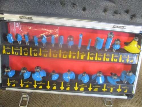 Lovely 23 Piece Woodworking Router Bit Set In Original Case