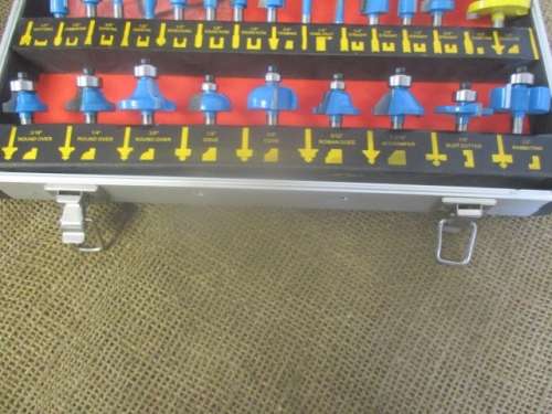 Lovely 23 Piece Woodworking Router Bit Set In Original Case