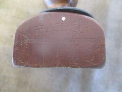 Ultra Super Rare..This Antique Stanley Bailey Rule & Level Co No 24 Wooden Plane    Canada