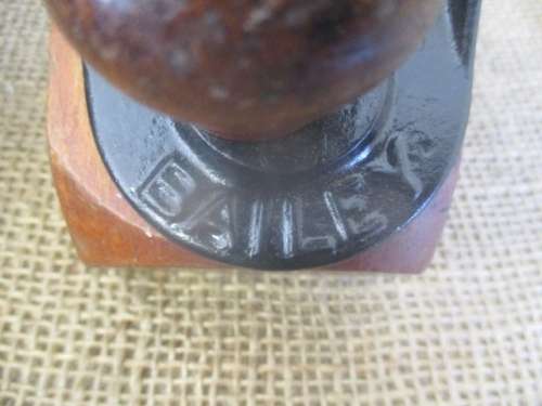 Ultra Super Rare..This Antique Stanley Bailey Rule & Level Co No 24 Wooden Plane    Canada