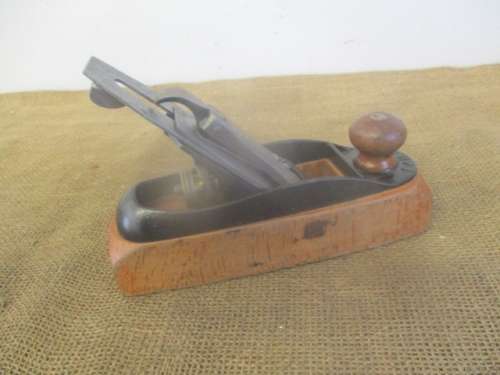 Ultra Super Rare..This Antique Stanley Bailey Rule & Level Co No 24 Wooden Plane    Canada