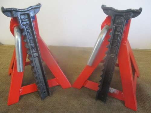 A Nice Set Of Real Sturdy MVP Pro-Lift Model T-9360 3 ton Heavy Duty Jack Stands