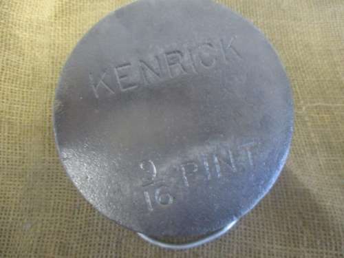 Real Old Vintage Cast Iron Kenrick 9/16 Pint Glue Pot