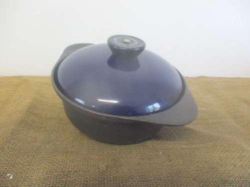 Lovely Cast Iron Cookwell No 7 Ovenproof Pot