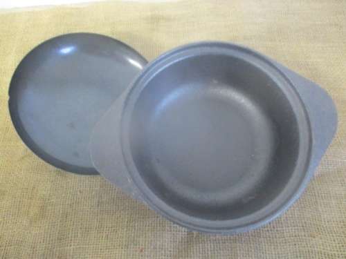 Lovely Cast Iron Cookwell No 7 Ovenproof Pot