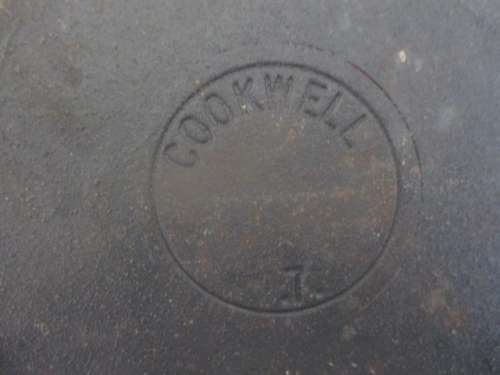 Lovely Cast Iron Cookwell No 7 Ovenproof Pot