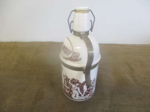 Elegent Vintage Glazed Ceramic Brandy Bottle        1 Liter