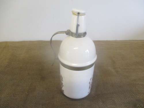 Elegent Vintage Glazed Ceramic Brandy Bottle        1 Liter
