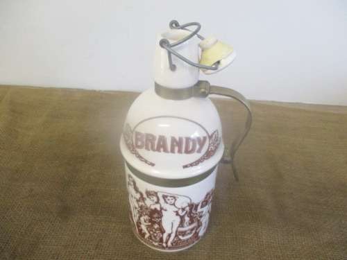 Elegent Vintage Glazed Ceramic Brandy Bottle        1 Liter