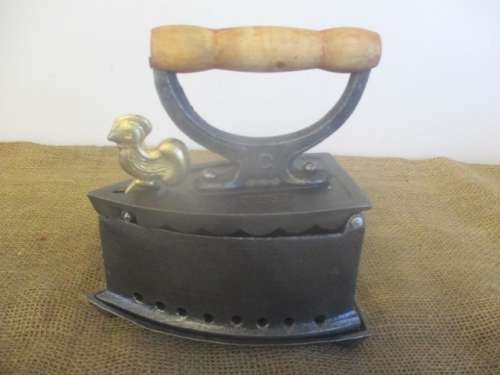 Very Beautiful Complete Vintage Cook Cast Iron Coal Fired Sad Iron