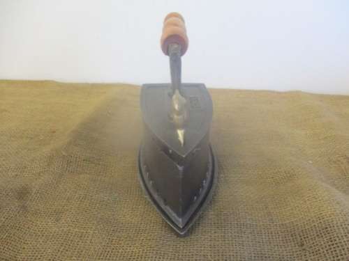 Very Beautiful Complete Vintage Cook Cast Iron Coal Fired Sad Iron