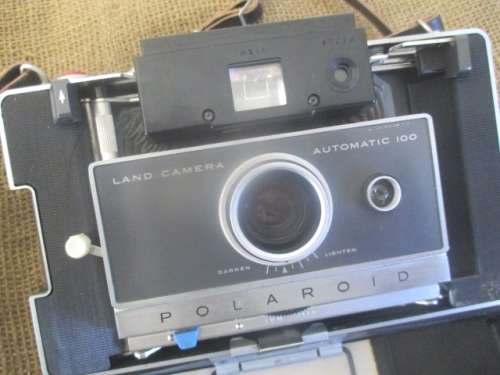 Rare Vintage Polaroid Automatic 100 Land Camera               1963