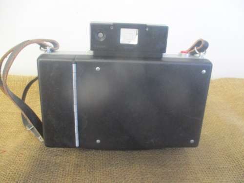 Rare Vintage Polaroid Automatic 100 Land Camera               1963