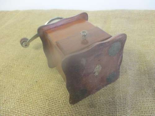 Beautiful Vintage Taiwanese Wooden Coffee/Herb Grinder        Made In Taiwan, R.O.C.